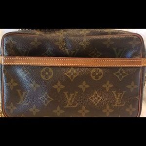 Compiegne 23 Crossbody Converted